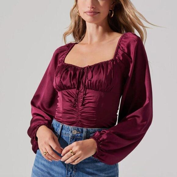 ASTR The Label Wine Red Milkmaid Balloon Sleeve Top Size M NWT - Picture 1 of 14